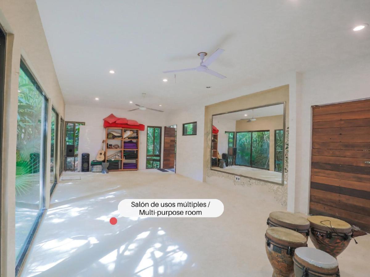 Guest House La Aldea Holistic Experience Канкун Екстериор снимка